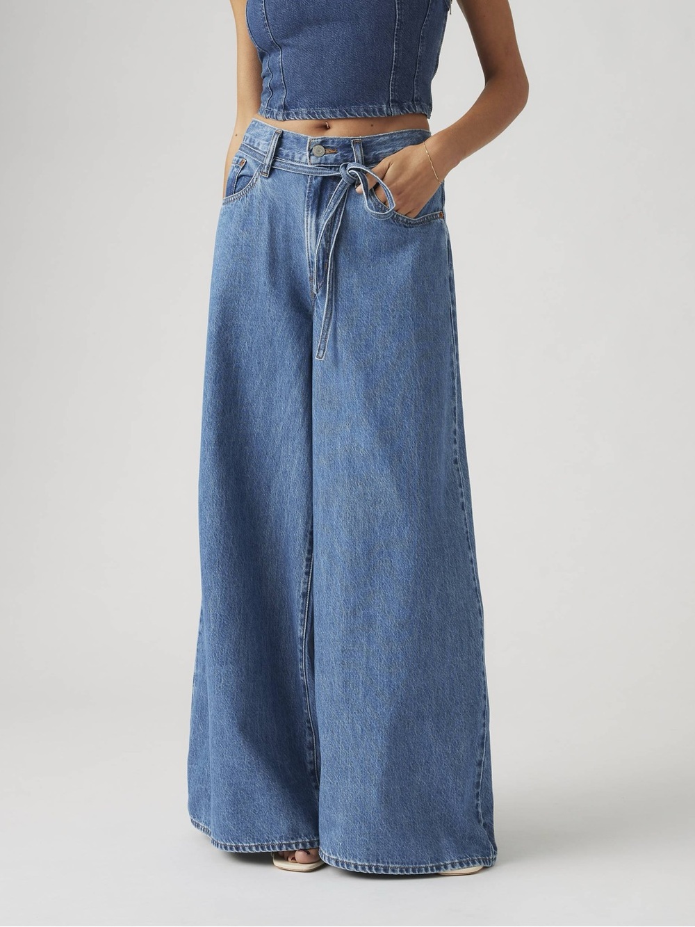 Levi’s XL Superwide Jeans